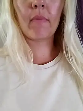 Mllesha74000 online show from 09/14/25, 04:29