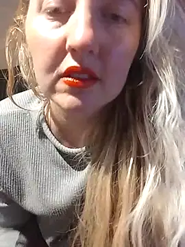 Mllesha74000 online show from 03/22/25, 06:25