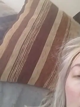 Mllesha74000 online show from 03/07/25, 02:56