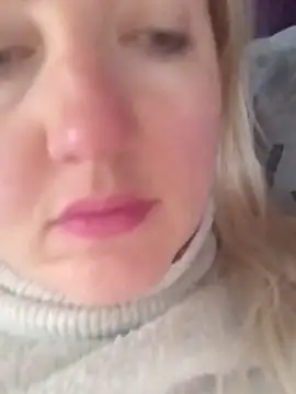 Mllesha74000 online show from 03/02/25, 04:47