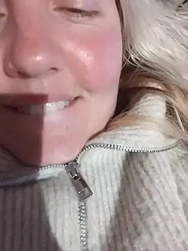 Mllesha74000 online show from 01/26/25, 07:31