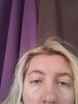 Mllesha74000 online show from 01/12/25, 12:23