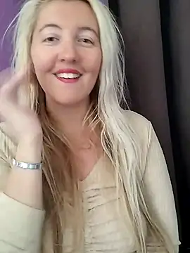 Mllesha74000 online show from 10/02/25, 01:36