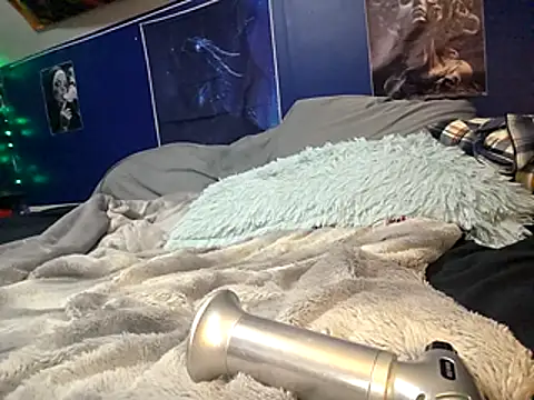 canadacockinme online show from 04/10/26, 09:44