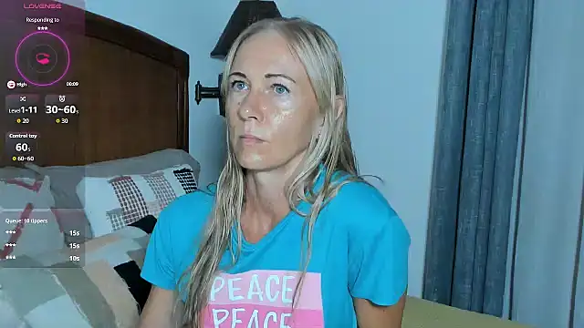 Christine 35 online show from 03/26/26, 11:30