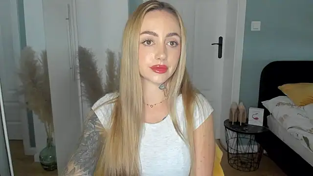 sexyCoralie online show from 06/01/26, 01:44