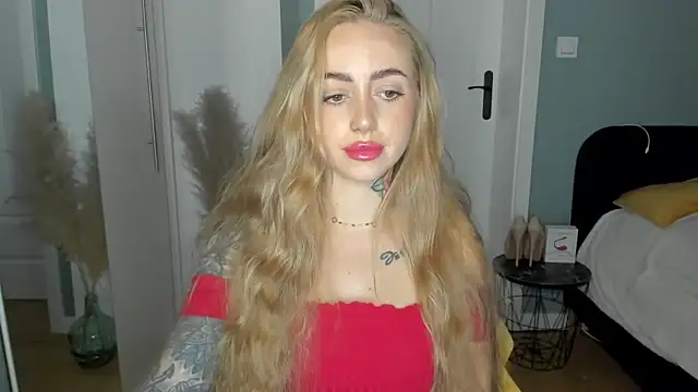 sexyCoralie online show from 04/17/26, 06:38