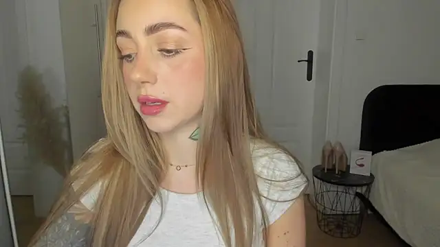 sexyCoralie online show from 02/07/26, 02:47