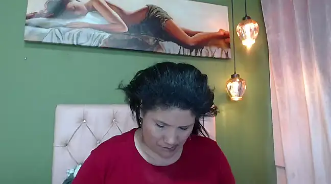 Snapshot of Sharloth_milf chatting on 03/03/25, 04:05 Sharloth milf online show from 03/03/25, 04:05