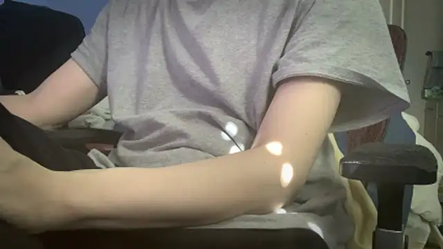 Snapshot of relix1 chatting on 03/01/26, 05:57 relix1 online show from 03/01/26, 05:57