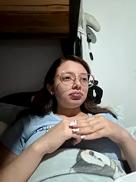 linda-schmidt online show from 12/14/25, 01:23