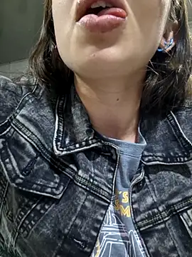 linda-schmidt online show from 04/03/26, 03:35