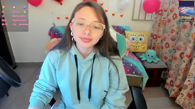 Snapshot of linda-schmidt chatting on 03/05/25, 03:18 linda-schmidt online show from 03/05/25, 03:18