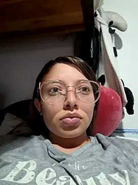 linda-schmidt online show from 02/04/26, 01:33