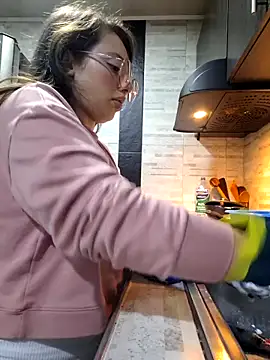 linda-schmidt online show from 04/07/26, 12:34