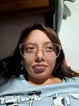 linda-schmidt online show from 04/21/26, 01:07