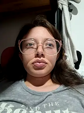 linda-schmidt online show from 12/23/25, 03:17