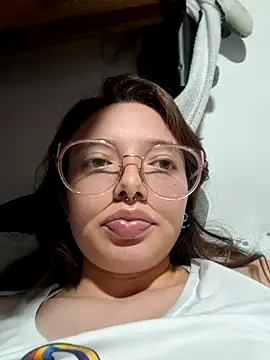 linda-schmidt online show from 11/23/25, 02:21