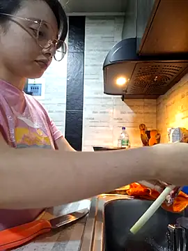 linda-schmidt online show from 12/02/25, 08:43