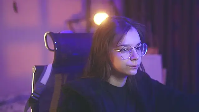 alyssa sweet online show from 12/16/25, 06:06