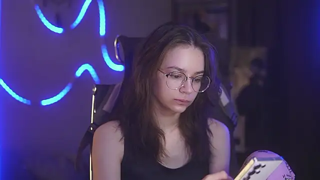 alyssa sweet online show from 03/27/26, 04:54