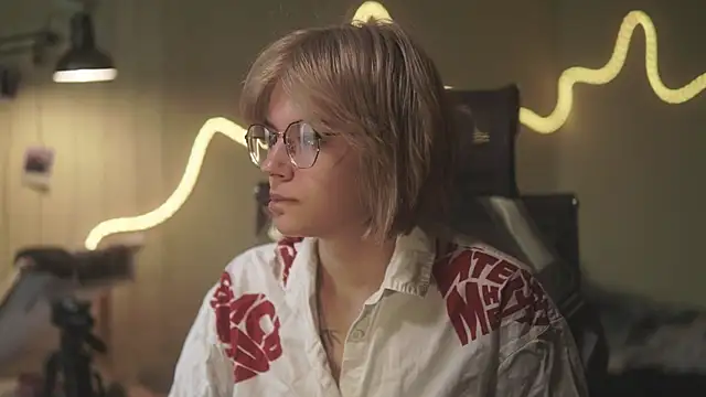 alyssa sweet online show from 05/21/26, 04:21