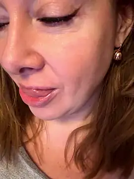 Alice Sweetyyy online show from 01/09/26, 08:54