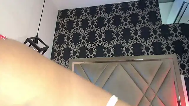 Snapshot of KayaBrown chatting on 04/06/26, 01:45 KayaBrown online show from 04/06/26, 01:45