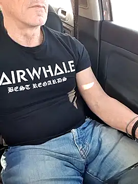 Snapshot of giorgio481510 chatting on 11/10/25, 09:36 giorgio481510 online show from 11/10/25, 09:36