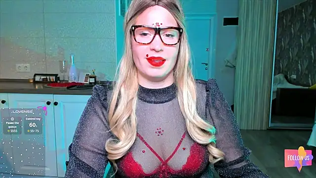 HotTiffani online show from 02/14/26, 07:19