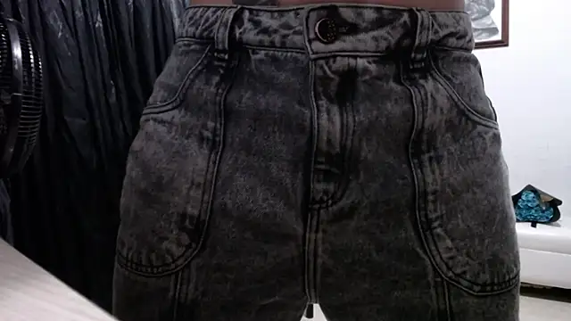 venuz mendoza20 online show from 02/18/26, 01:40