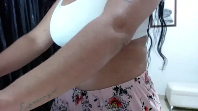 venuz mendoza20 online show from 09/18/25, 01:47