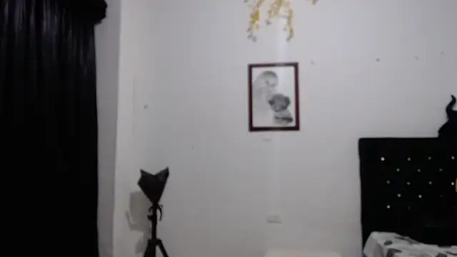 venuz mendoza20 online show from 09/26/25, 02:24