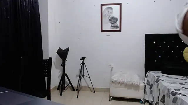 venuz mendoza20 online show from 11/29/25, 12:27