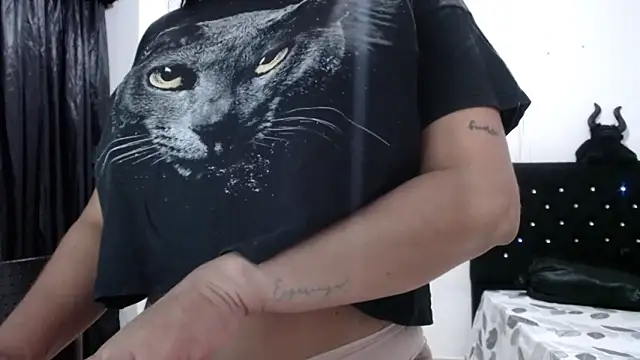 venuz mendoza20 online show from 11/25/25, 03:12