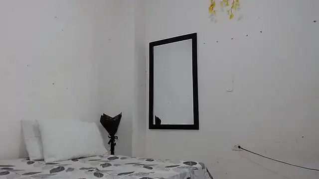 venuz mendoza20 online show from 09/11/25, 02:28