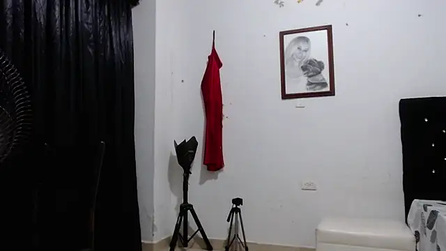 venuz mendoza20 online show from 11/15/25, 02:10