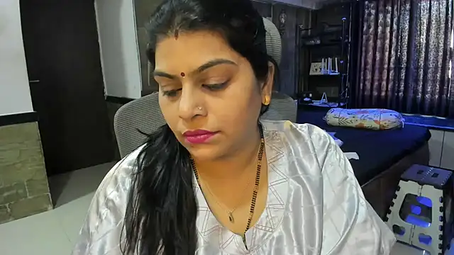 Snapshot of tarivishu23 chatting on 03/09/25, 12:31 tarivishu23 online show from 03/09/25, 12:31