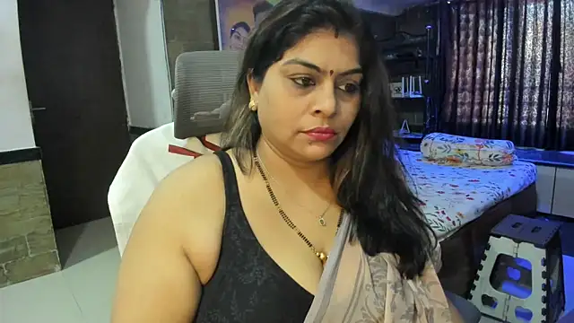 Snapshot of tarivishu23 chatting on 03/17/25, 04:40 tarivishu23 online show from 03/17/25, 04:40