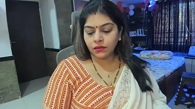 Snapshot of tarivishu23 chatting on 02/20/25, 02:51 tarivishu23 online show from 02/20/25, 02:51