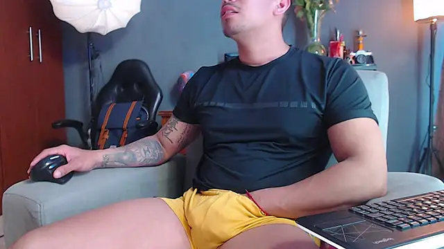 geirge teacherxx online show from 11/12/25, 08:23