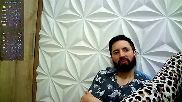 Snapshot of jerryandjessica chatting on 10/12/25, 10:22 jerryandjessica online show from 10/12/25, 10:22