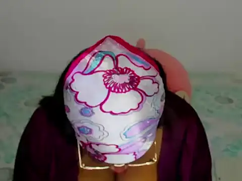 NinaGrey  online show from 02/14/26, 12:22