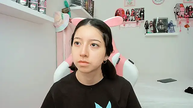 Snapshot of cherrycute chatting on 12/03/24, 06:44 cherrycute online show from 12/03/24, 06:44