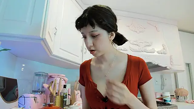 cherrycute online show from 02/15/26, 03:07