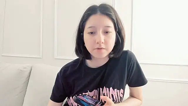 cherrycute online show from 06/13/26, 02:42