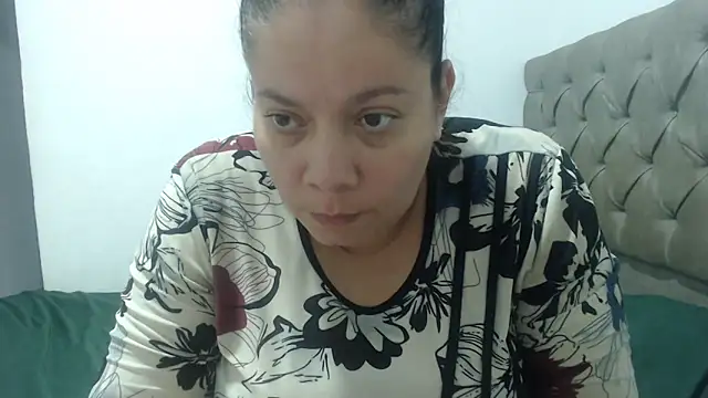 tiffany horny 1 online show from 02/23/25, 04:28