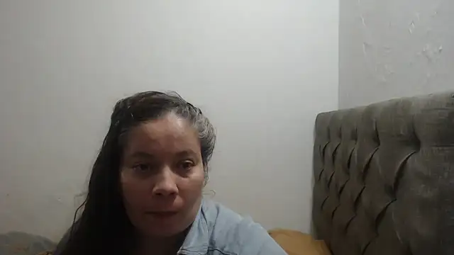 tiffany horny 1 online show from 10/09/25, 06:14