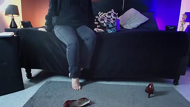  Jade 16 online show from 11/13/25, 11:47