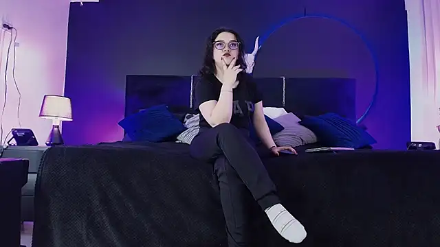  Jade 16 online show from 03/12/26, 11:36